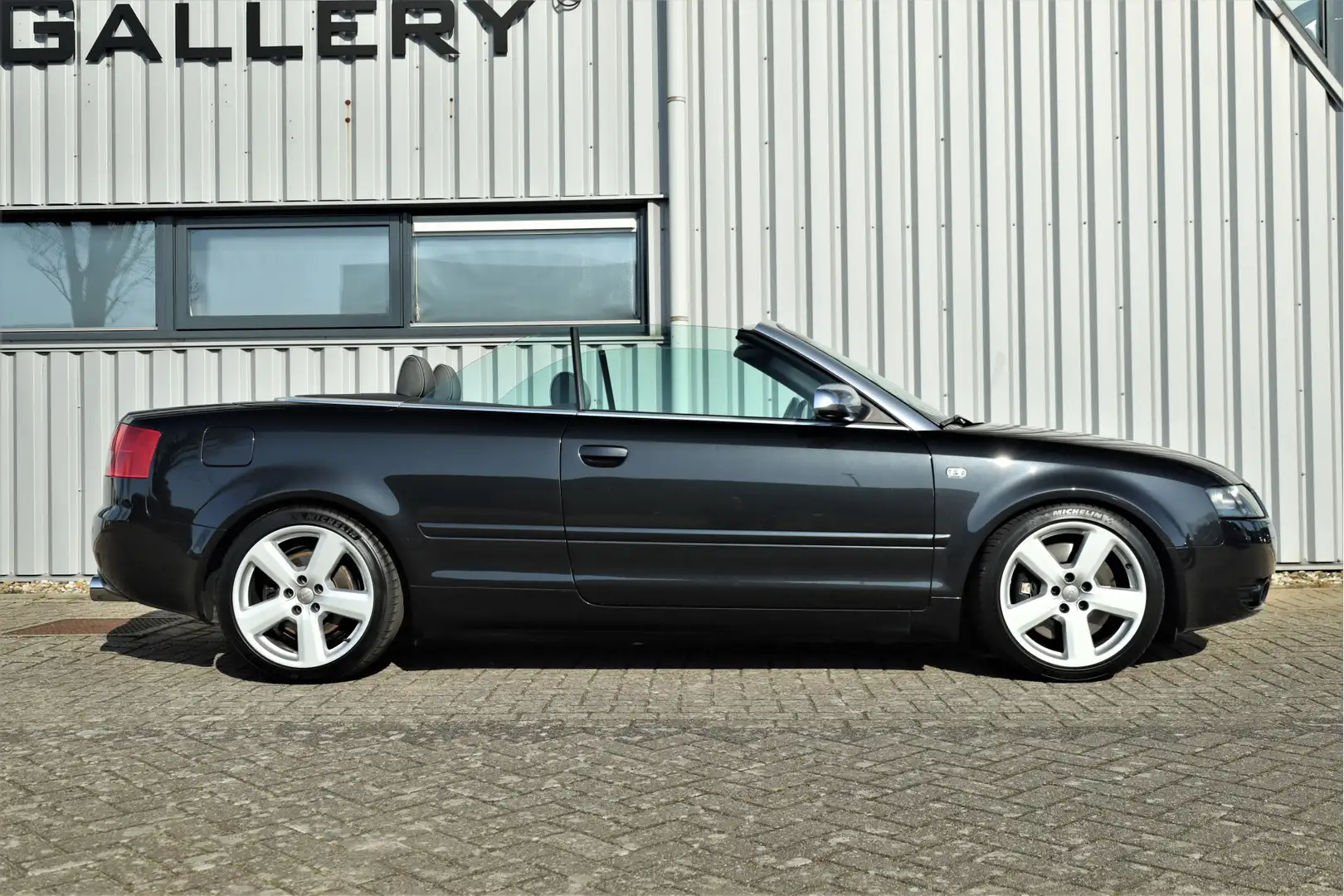 Audi A4 Cabriolet 4.2 V8 S4 Quattro Pro line Youngtimer Negru - 2