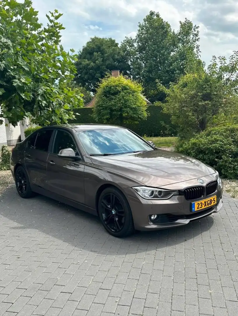 BMW 330 328i High Executive Maro - 2