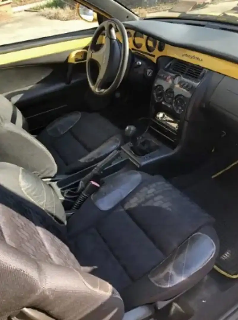 Fiat Coupe Jaune - 2