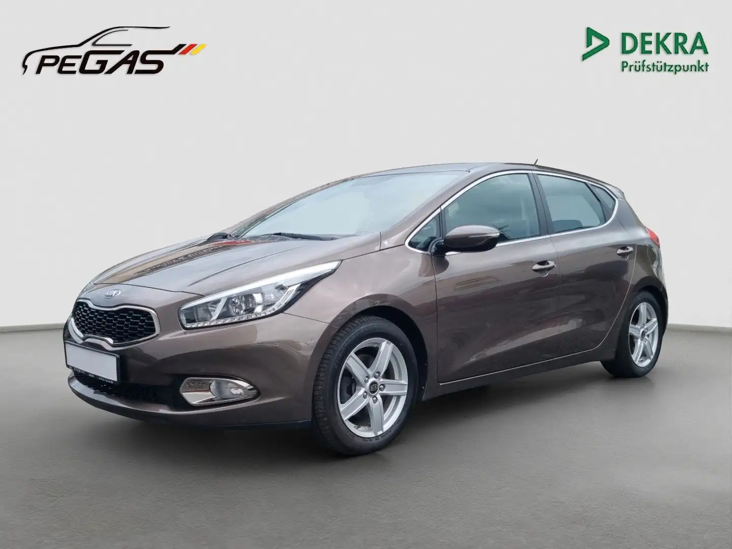 Kia Ceed / cee'd 1-Hand/UNFALLFREI/TÜV/Service Beige - 1
