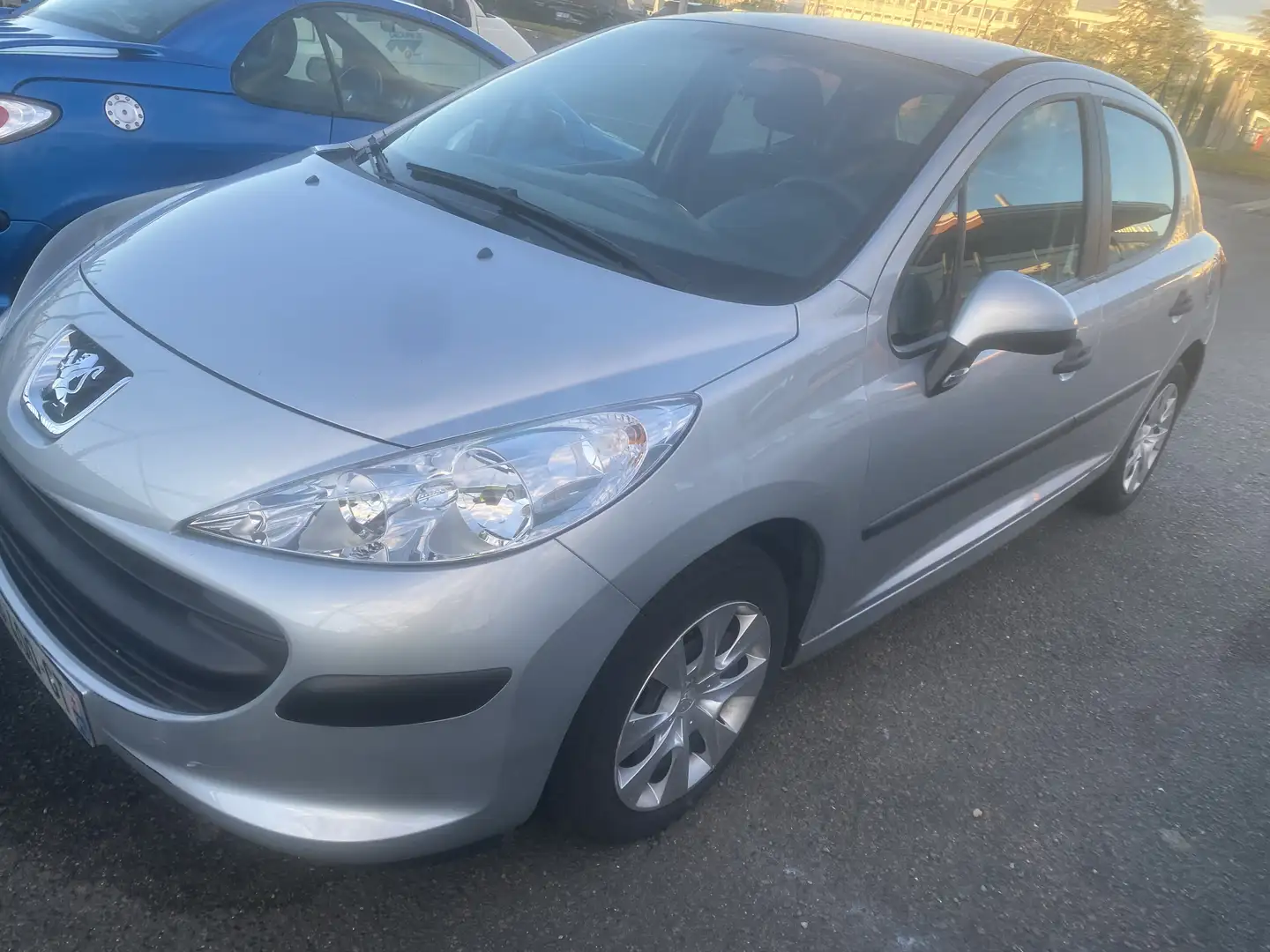 Peugeot 207 1.6 HDi 16v 90ch Trendy - 1