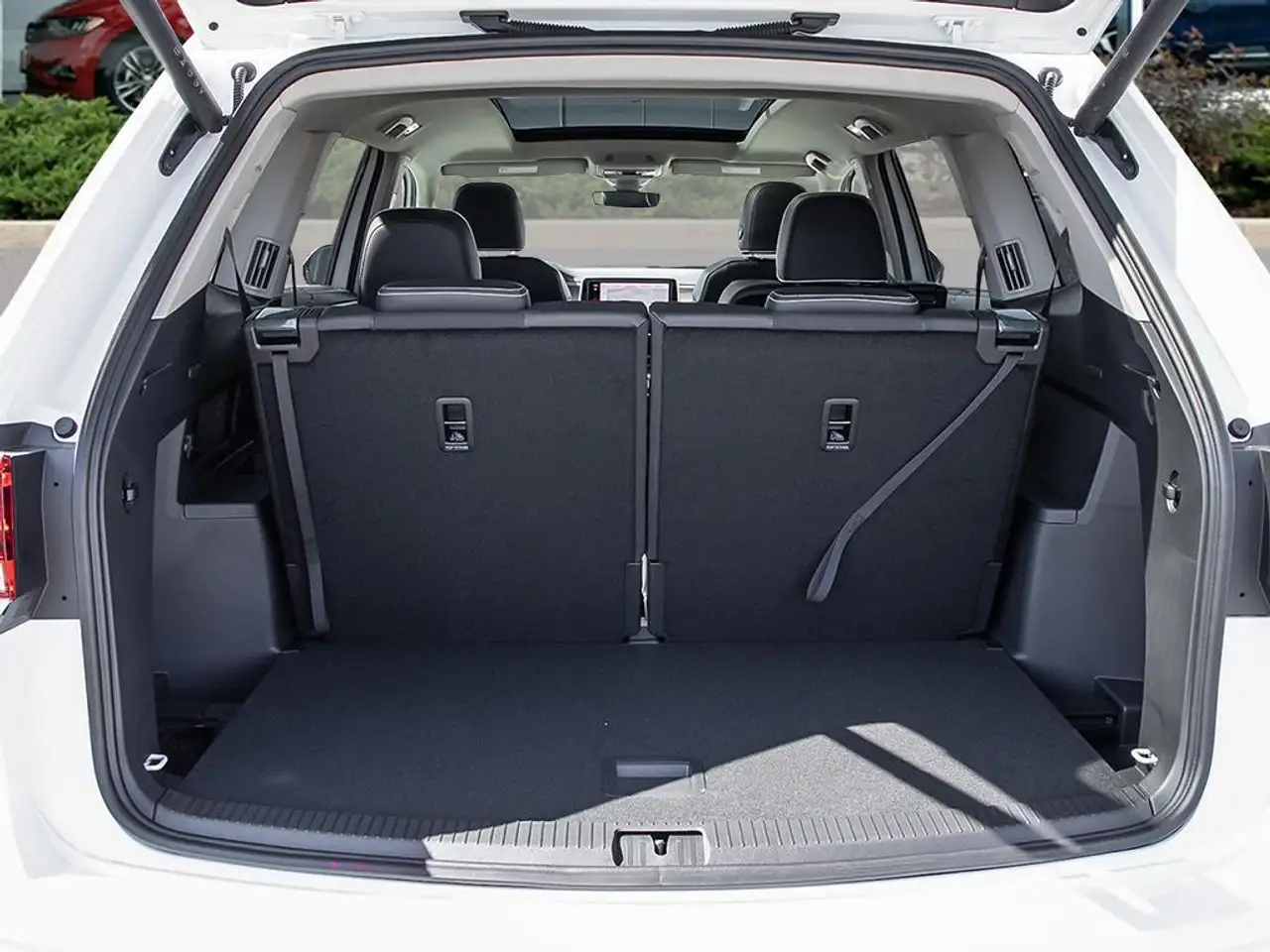 Volkswagen Atlas снимка Volkswagen Atlas