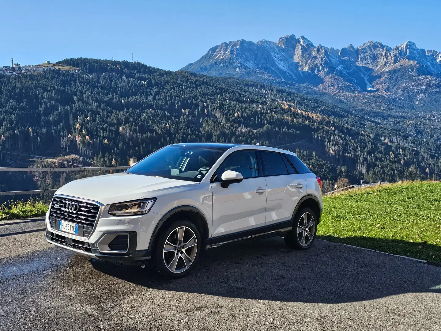 Audi Q2 Q2 2.0 tdi Design quattro 150cv s-tronic Bianco - 2