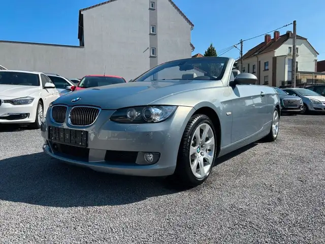 BMW 330 CARBIO AUT + LEDER + XENON + ACC