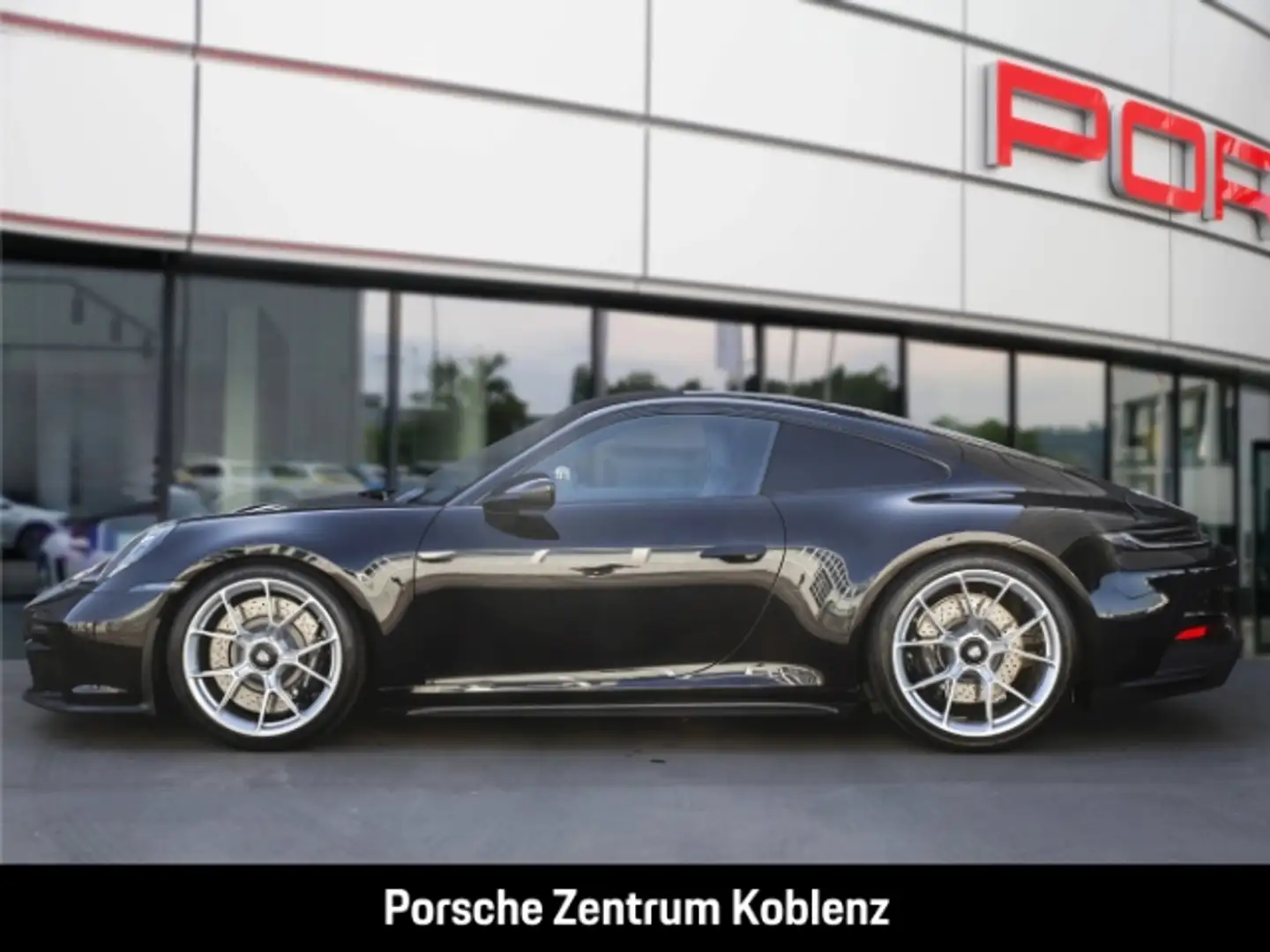 Porsche 992 (911) GT3 mit Touring-Paket Negro - 2