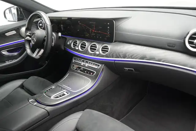 Mercedes-Benz E-Class view 7