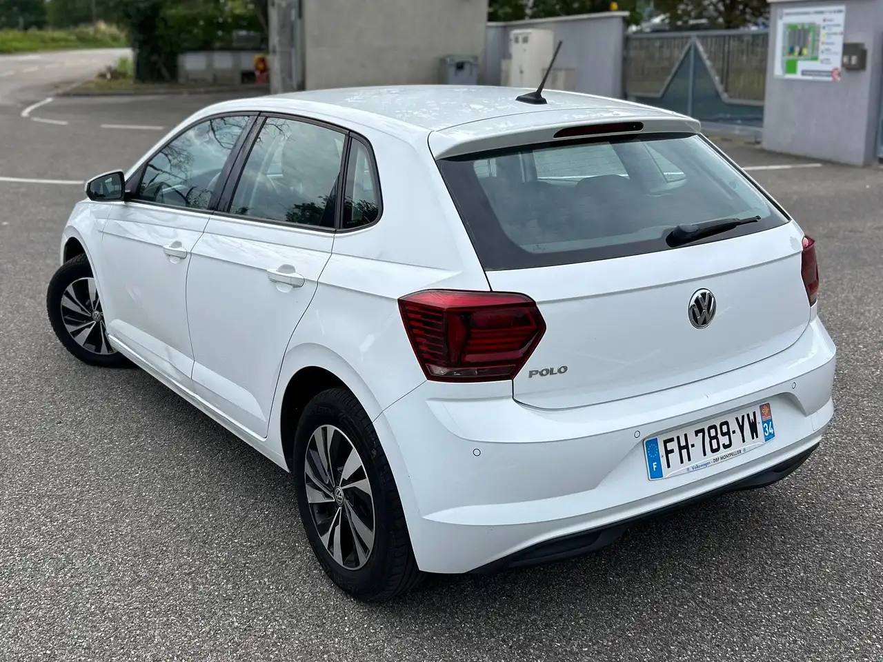 Volkswagen Polo Citadine 5 portes — photo 4
