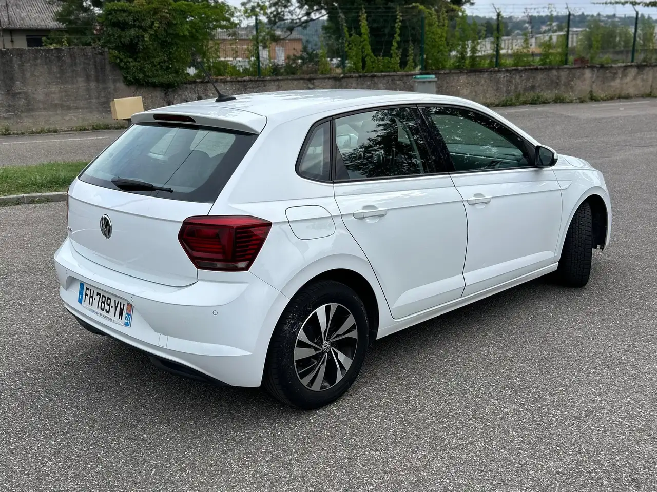 Volkswagen Polo Citadine 5 portes — photo 3