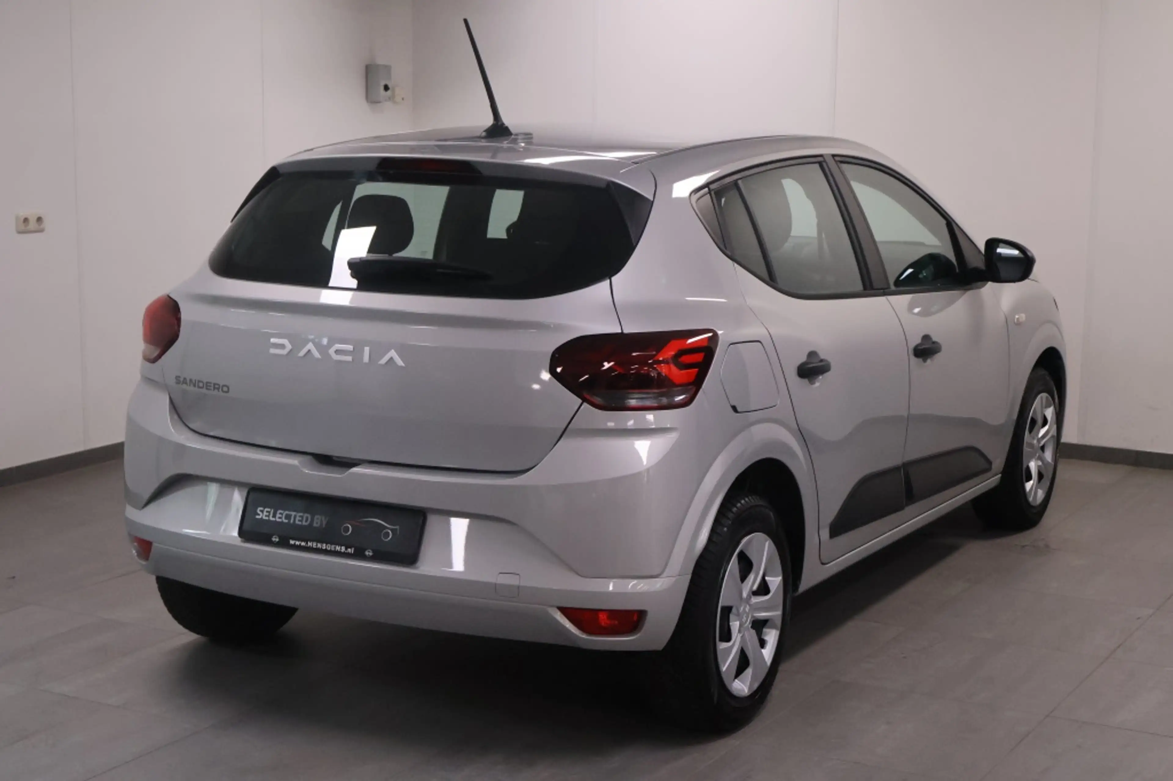 Dacia Sandero 1.0 TCe E-G Essential — photo 3