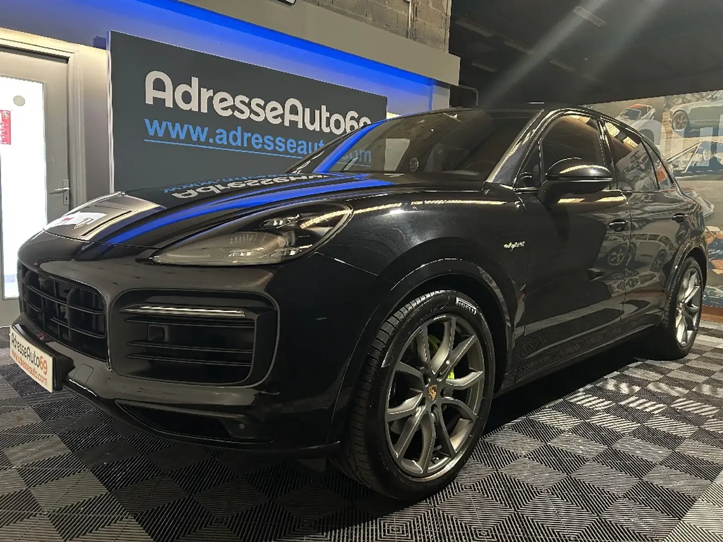 Porsche Cayenne E-Hybrid 3.0 V6 462 ch Tiptronic BVA S - 1