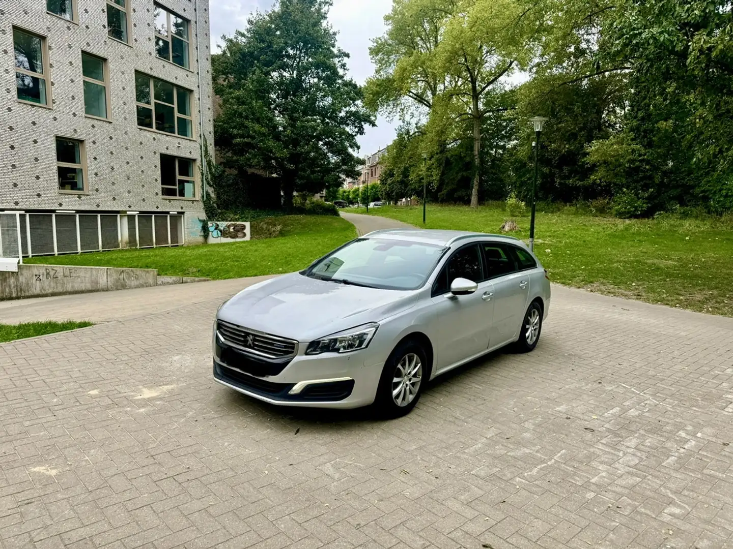 Peugeot 508 508 SW 1.6 BlueHDi Business Line S Gris - 1