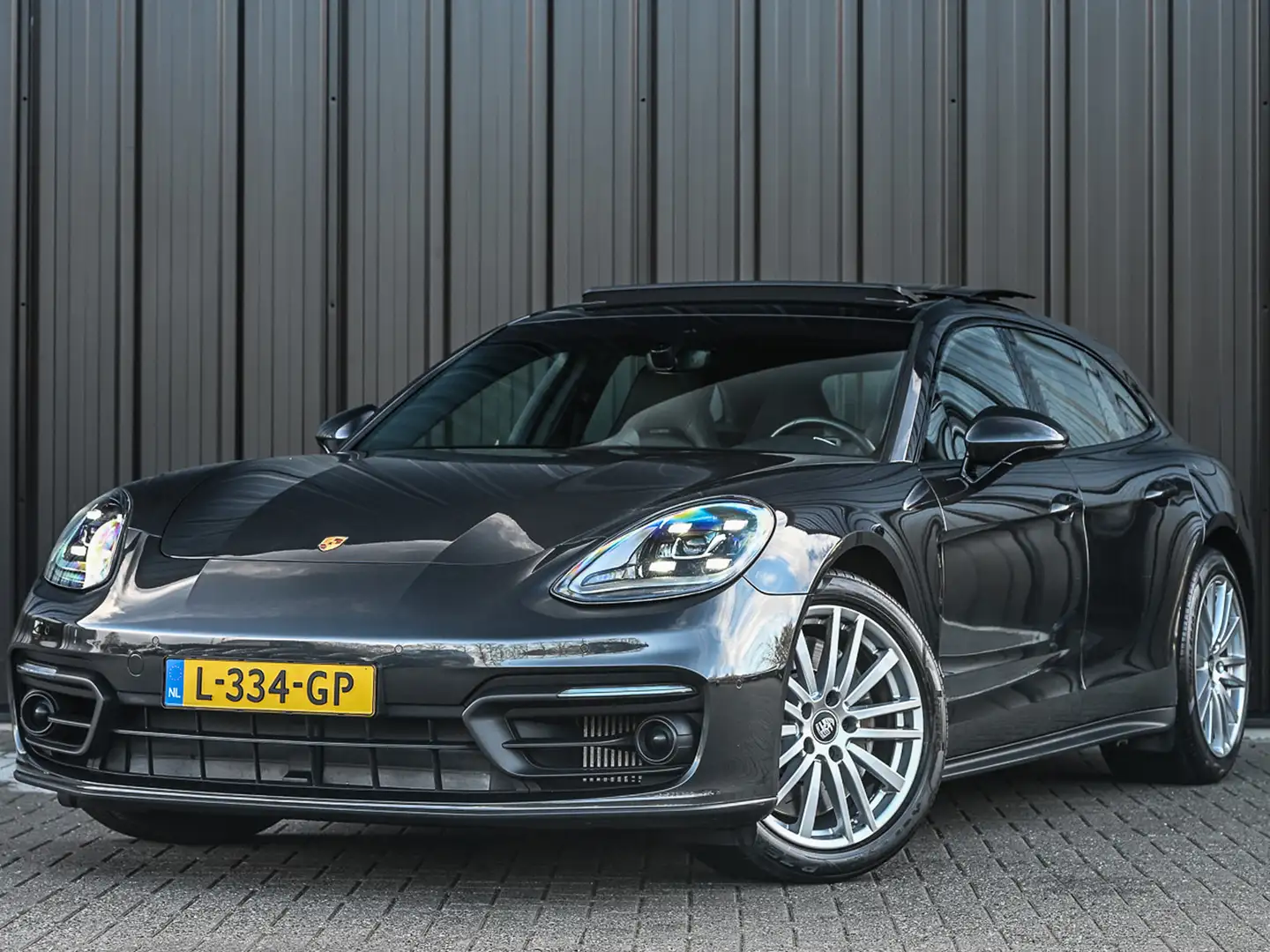 Porsche Panamera Sport Turismo 2.9 4S E-Hybrid | NL-Auto | Sportuit Gris - 2