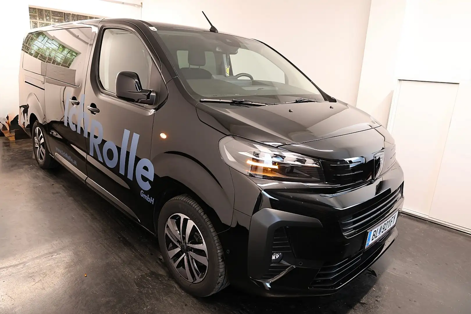 Peugeot Traveller Business BlueHDi 180 Lang L3 EAT8 Noir - 1