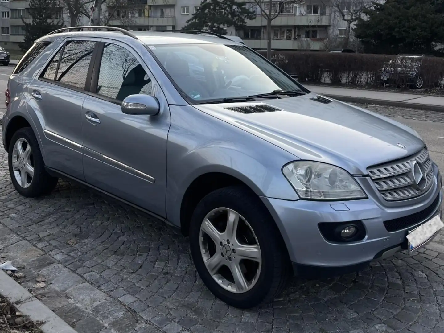 Mercedes-Benz ML 320 ML 320 CDI 4MATIC Aut. Blau - 1