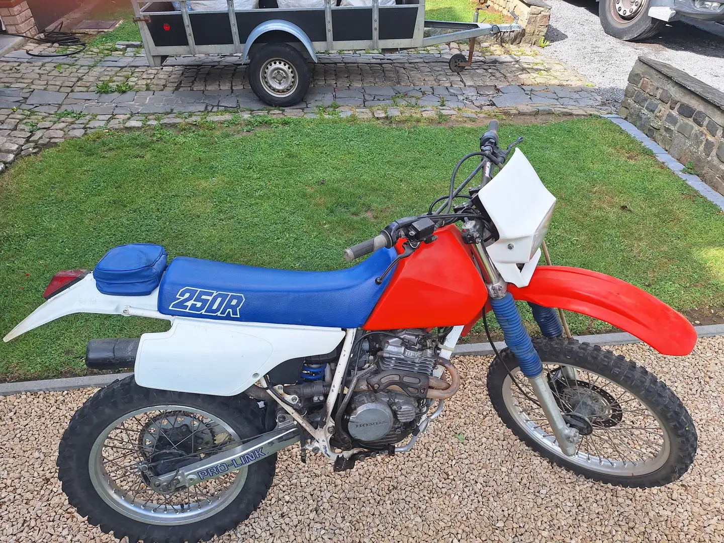 Honda XR 250 Red - 1