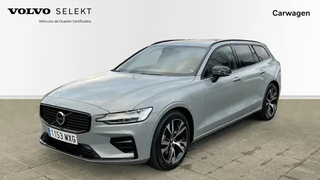 Volvo V60 2.0 B4 P PLUS DARK AUTO 5P