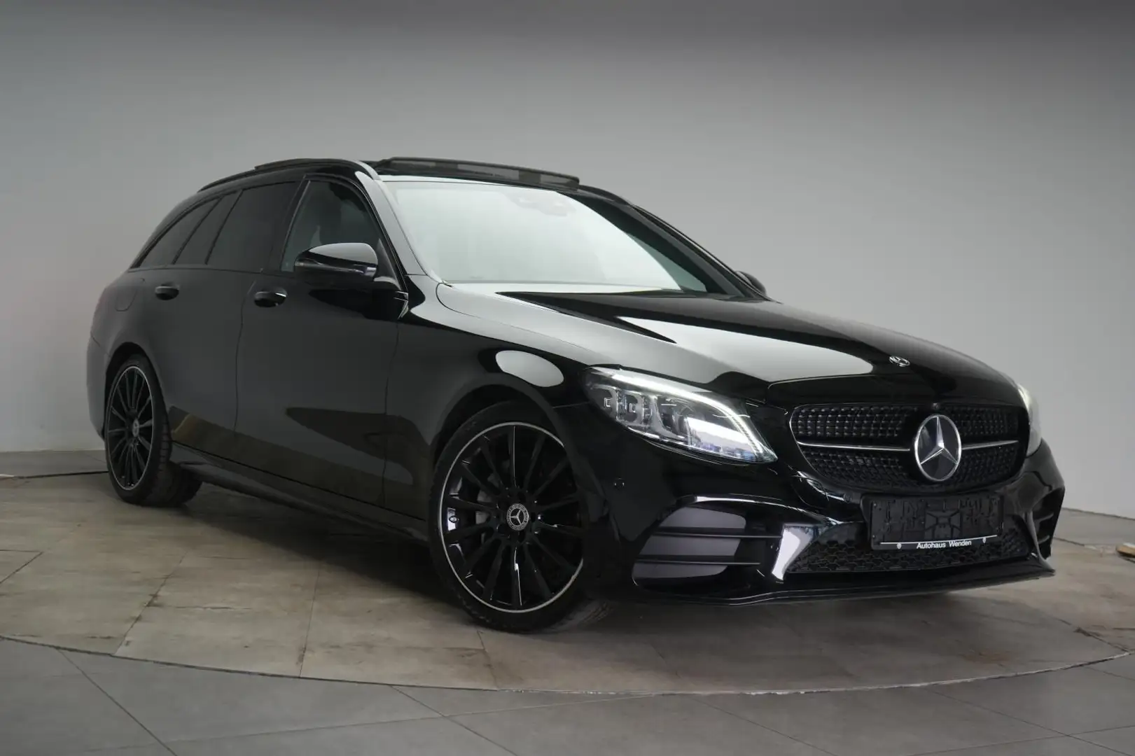 Mercedes-Benz C 220 d T 9G-Tronic Night Edition Noir - 1