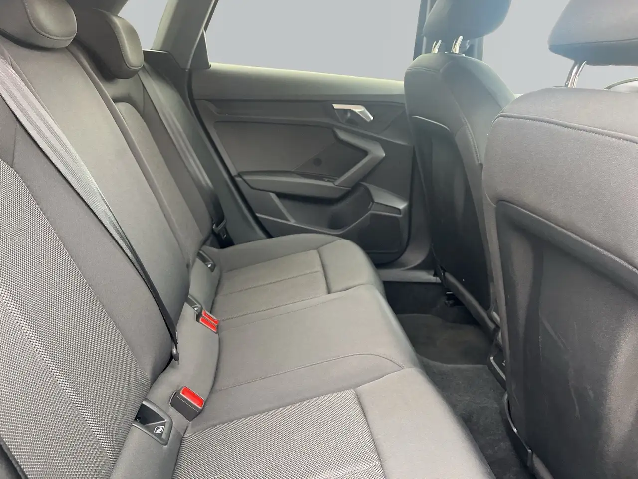 Audi A3 Sportback 30 TFSI S line 10