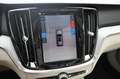 Volvo V60 B4 Ultra Dark*LED*PANO*STHZ*360*B&W*BLIS*AHK Grün - thumbnail 26