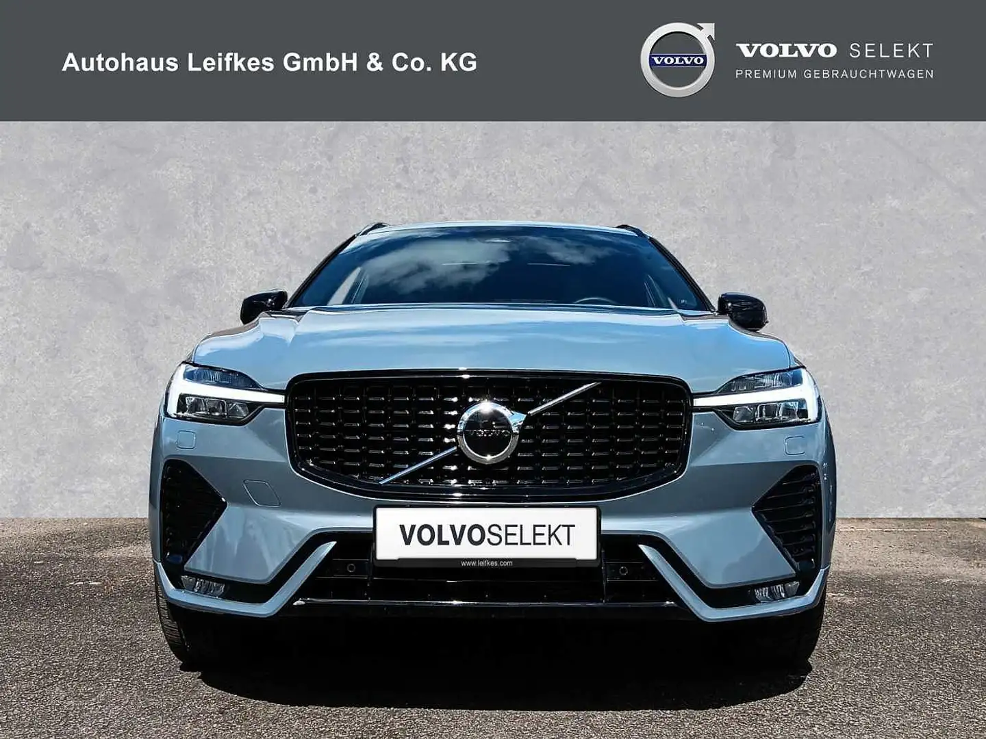Volvo XC60 Diesel B4 D Plus Dark Grey - 2