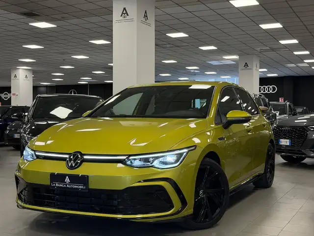 Volkswagen Golf 1.5 e-Tsi R-Line 130cv DSG