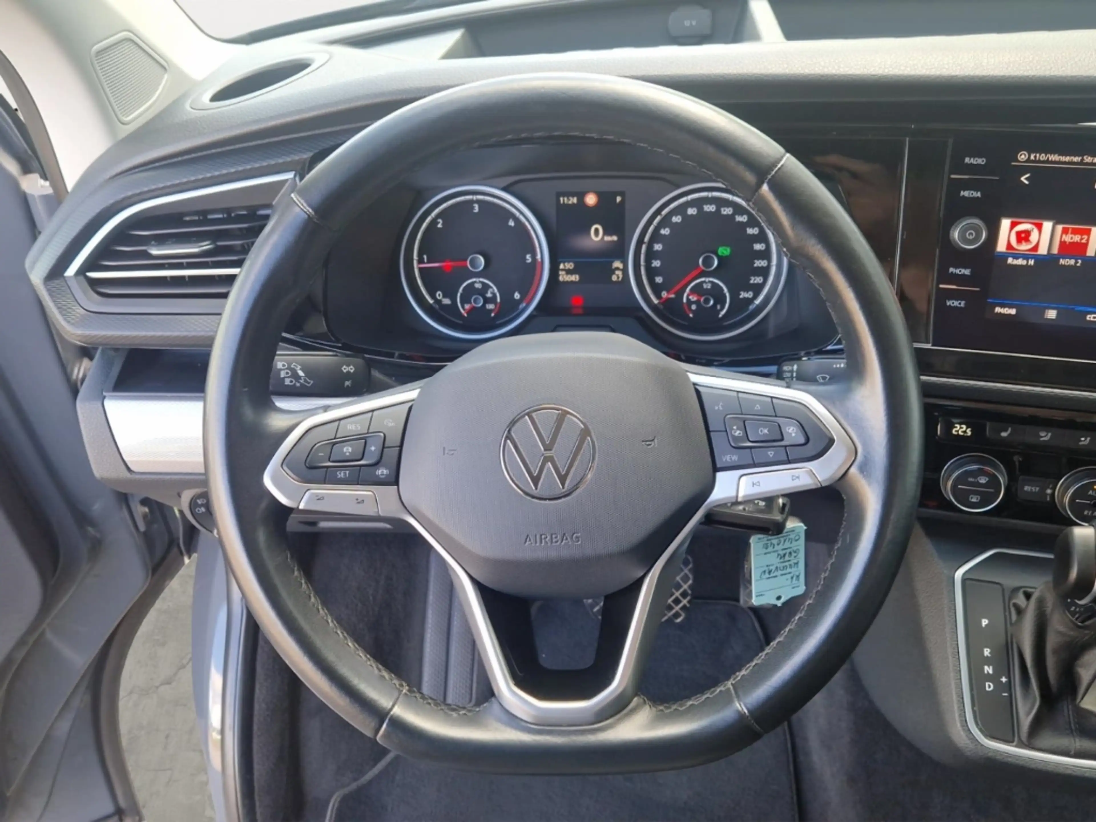 Volkswagen T6.1 Multivan 2.0 TDI DSG Generation Six *AHK*LED*KAMERA*7-SITZE — photo 9