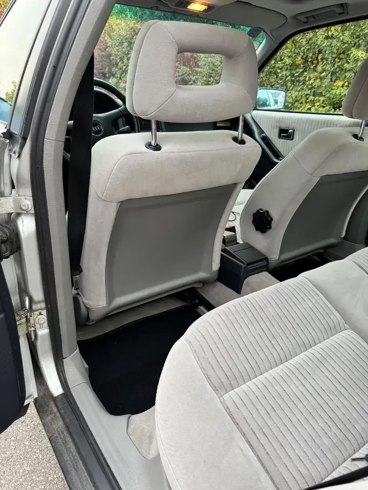 Audi 80 E 2.0, foto 11
