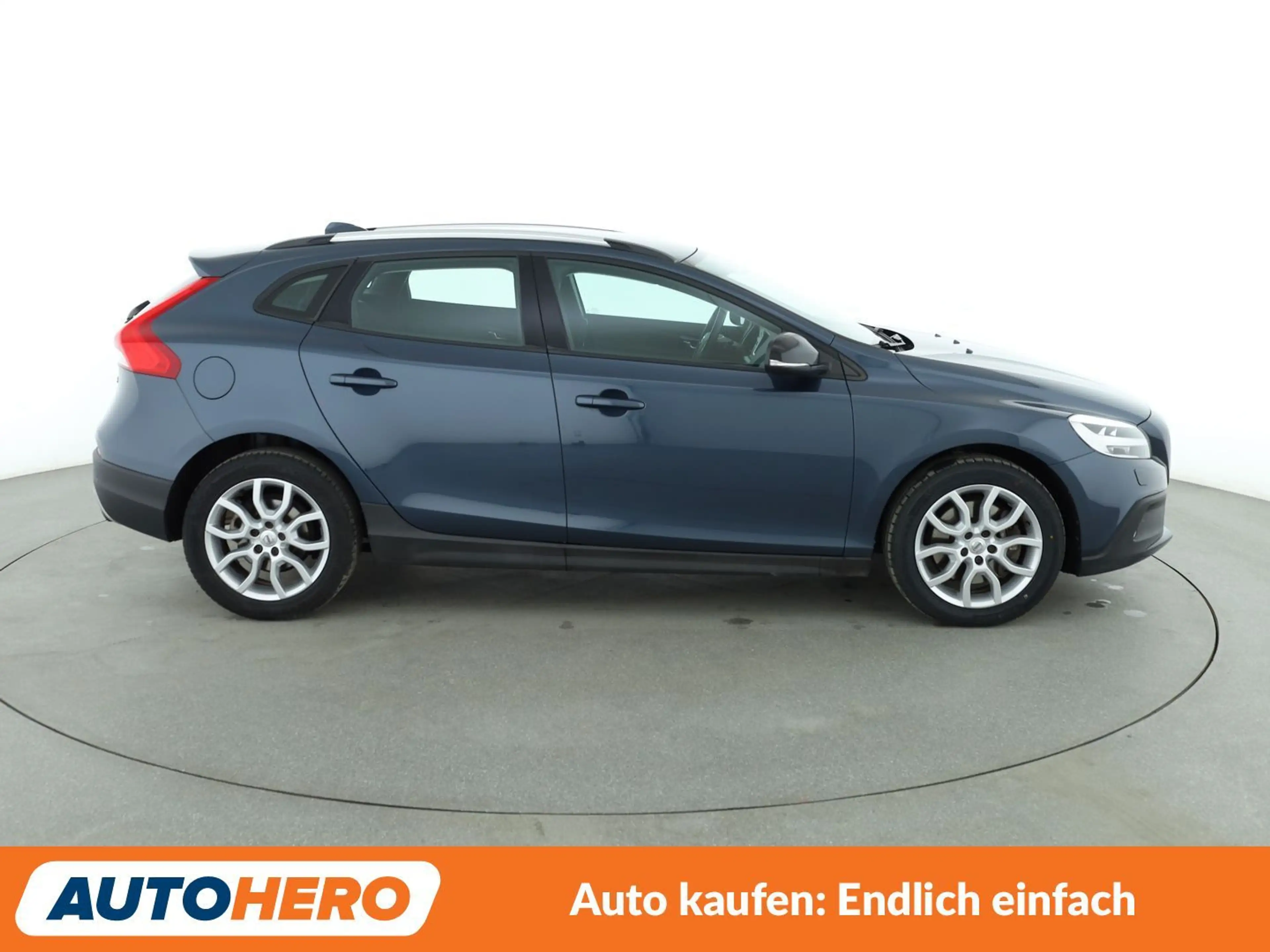 Volvo V40 Cross Country 1.5 Plus Aut.*NAVI*TEMPO*PDC*SHZ* — photo 7