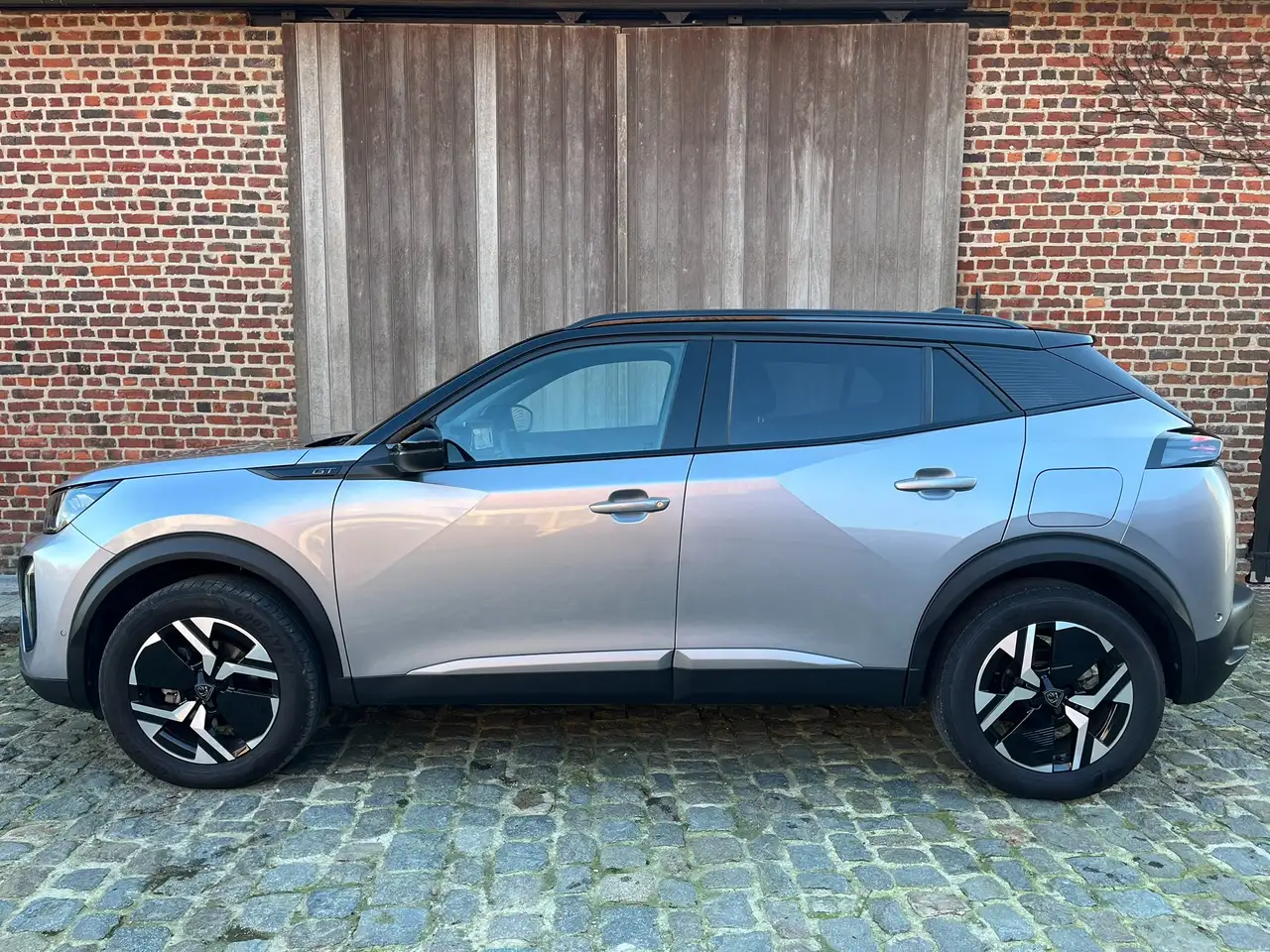 Peugeot 2008 EAT8 GT Led Keyless Carplay Navi 360° Dodehoek 5