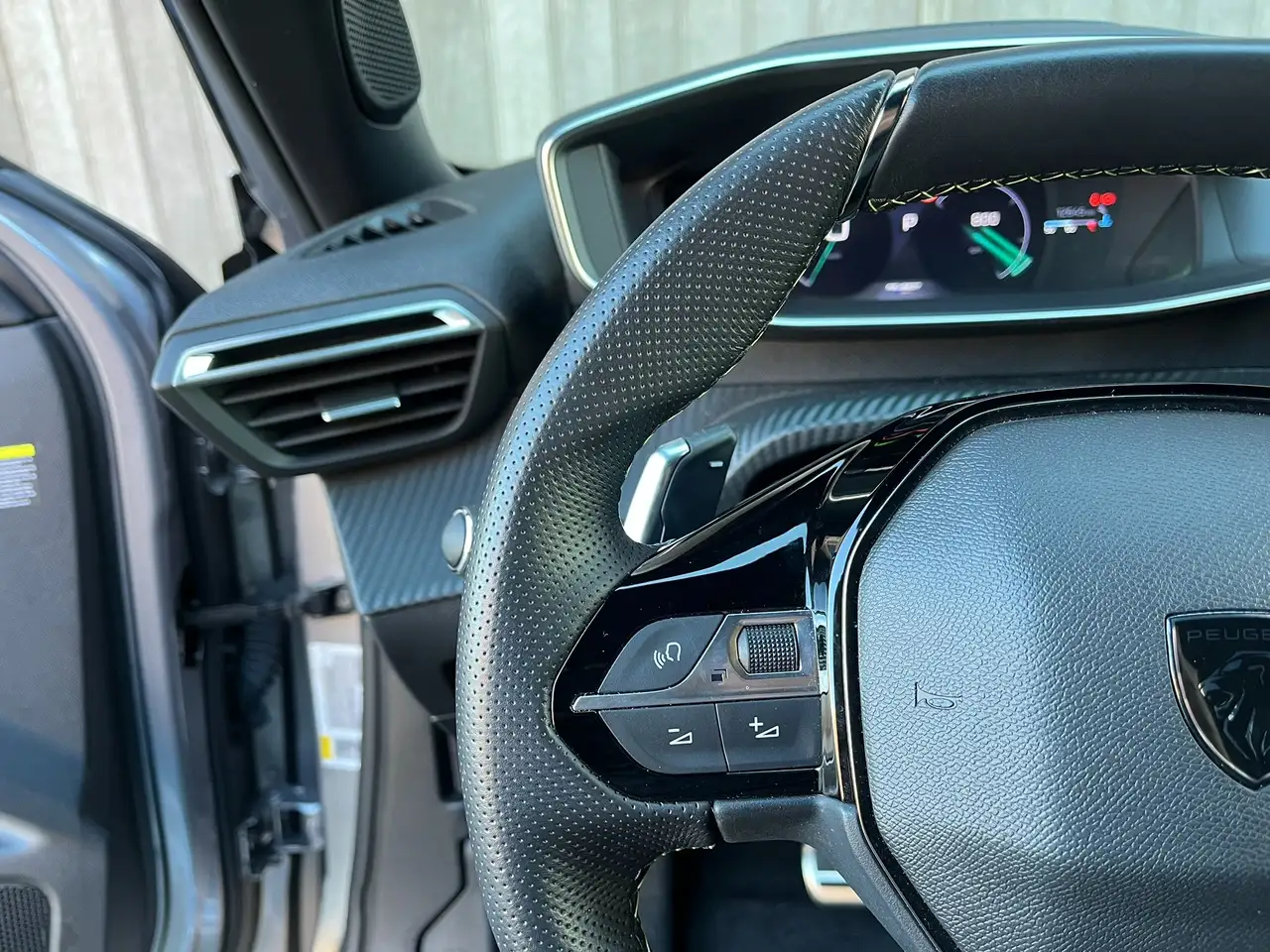 Peugeot 2008 EAT8 GT Led Keyless Carplay Navi 360° Dodehoek 31