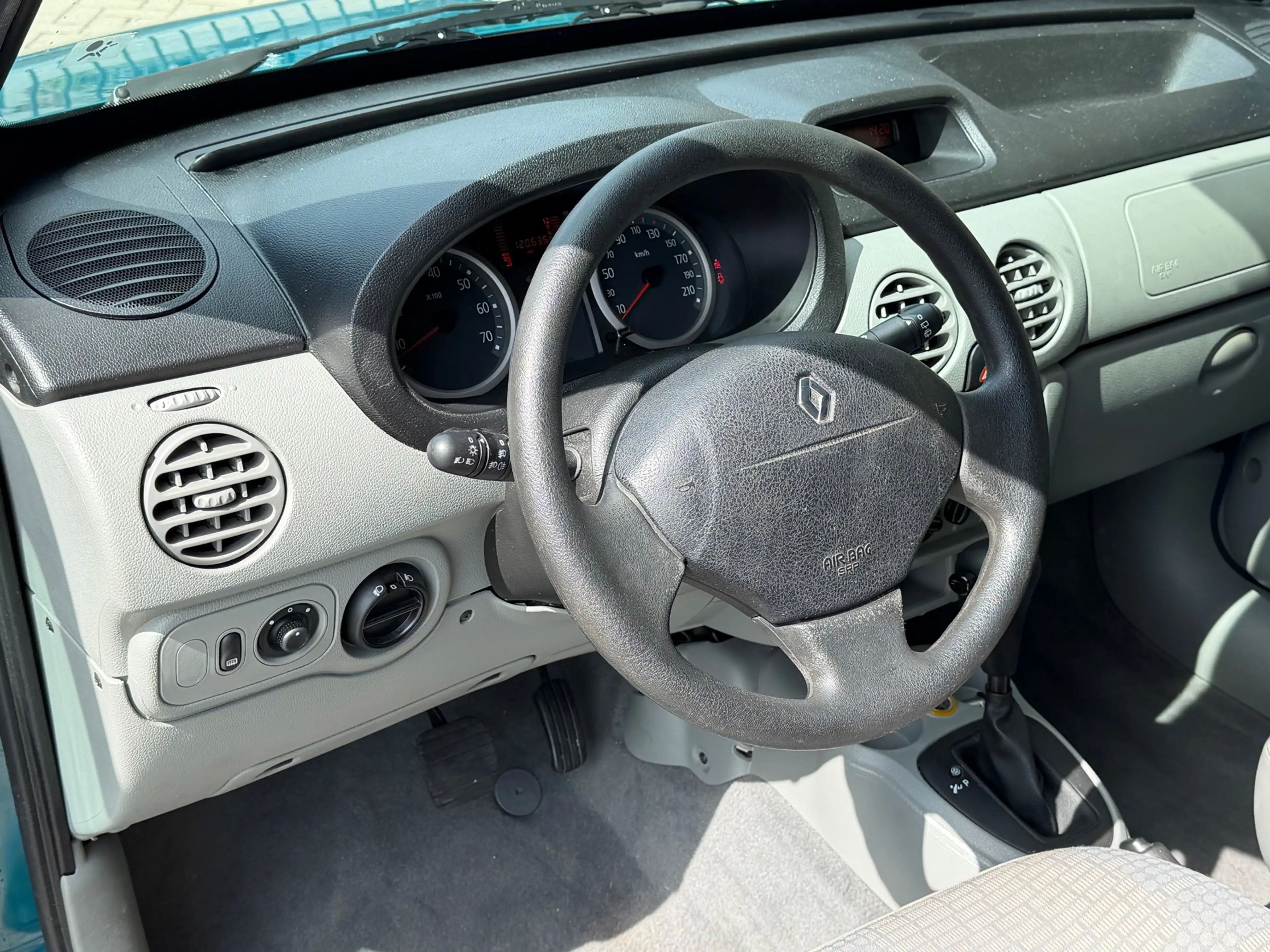 Renault Kangoo 1.6-16V Privilège / ROLSTOEL VERVOER / BIERMAN — photo 12