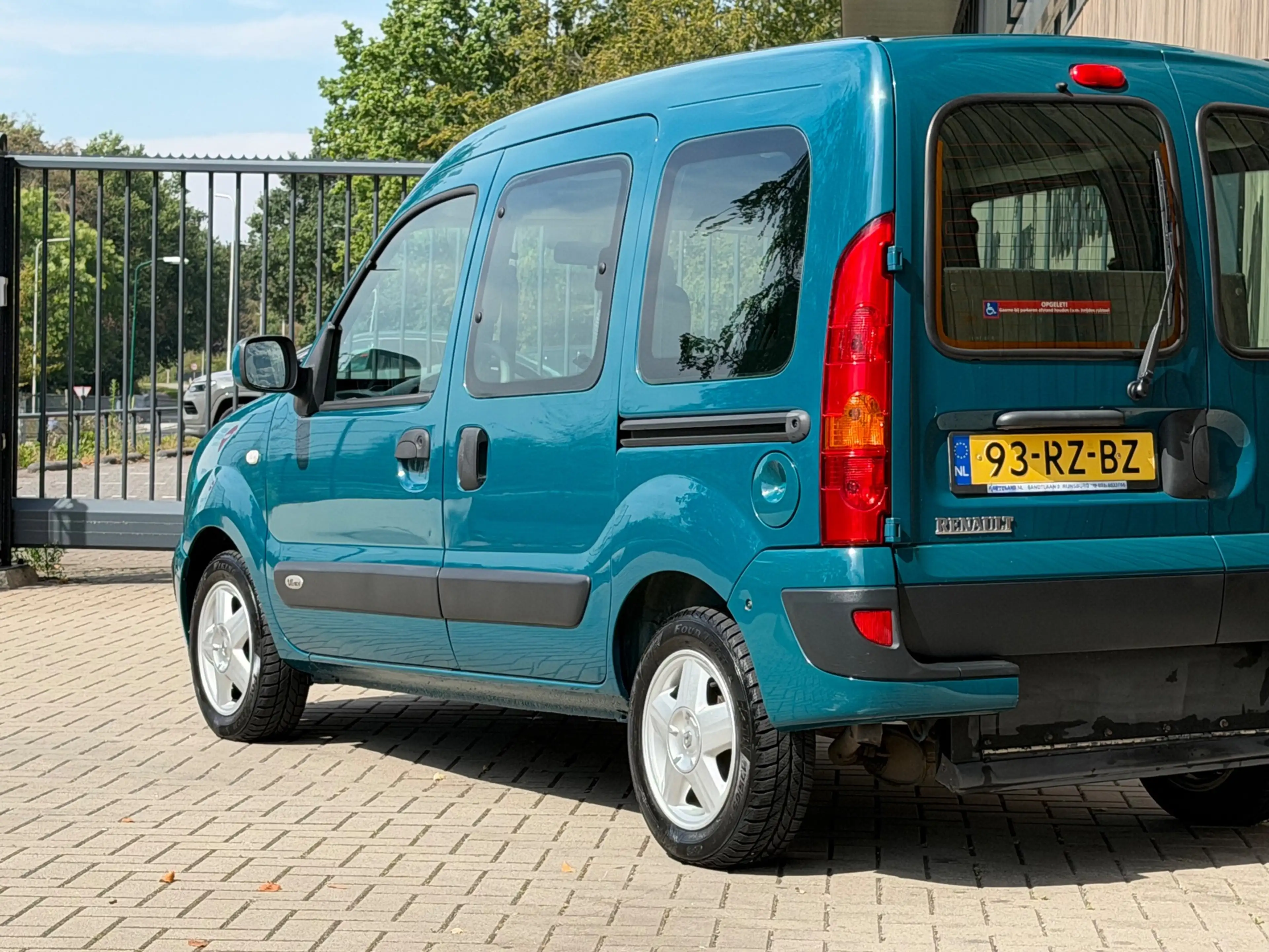Renault Kangoo 1.6-16V Privilège / ROLSTOEL VERVOER / BIERMAN — photo 9