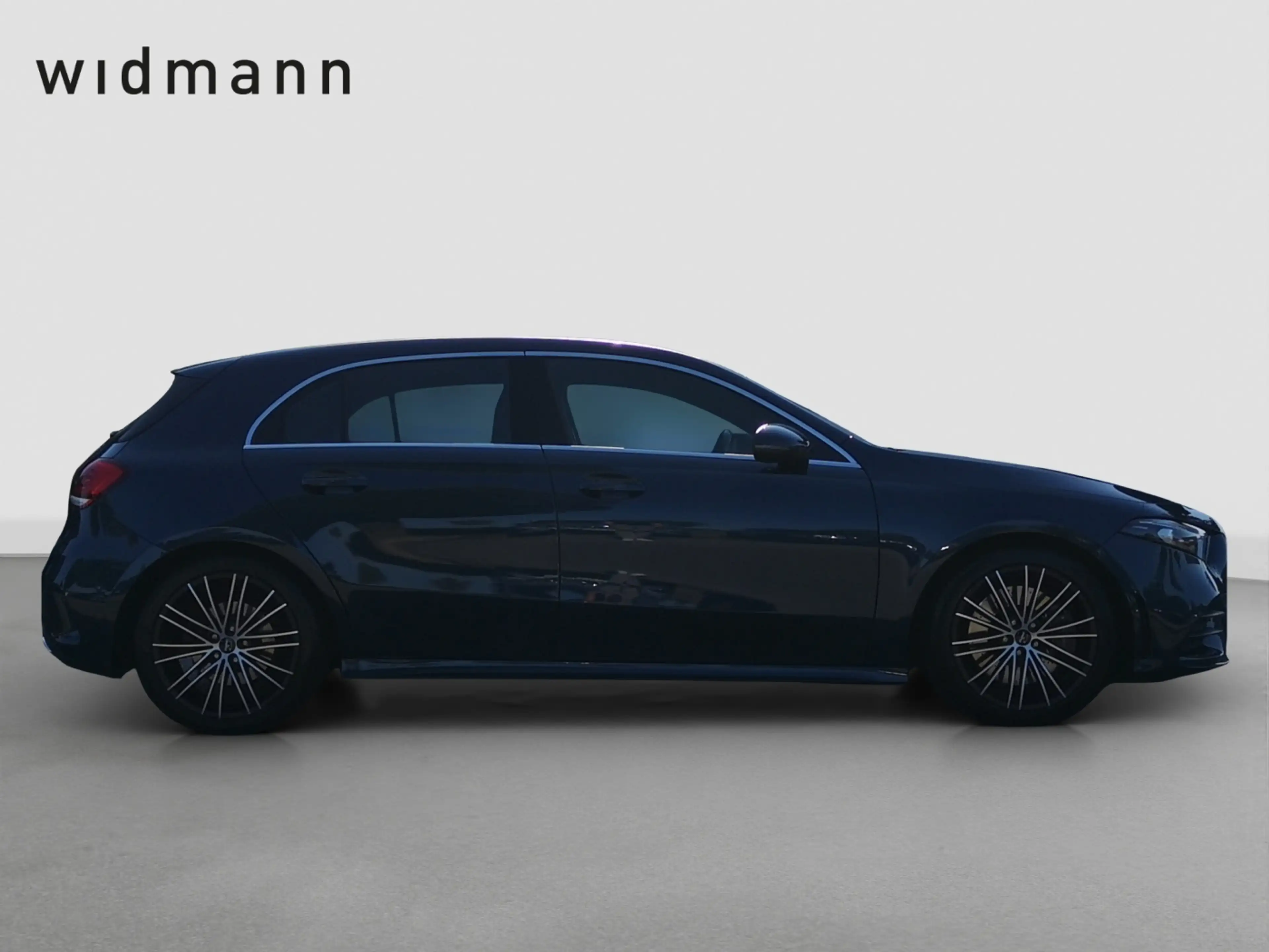 Mercedes-Benz A 250 4M AMG*Panorama*Burmester*Multibeam*Memory — photo 6