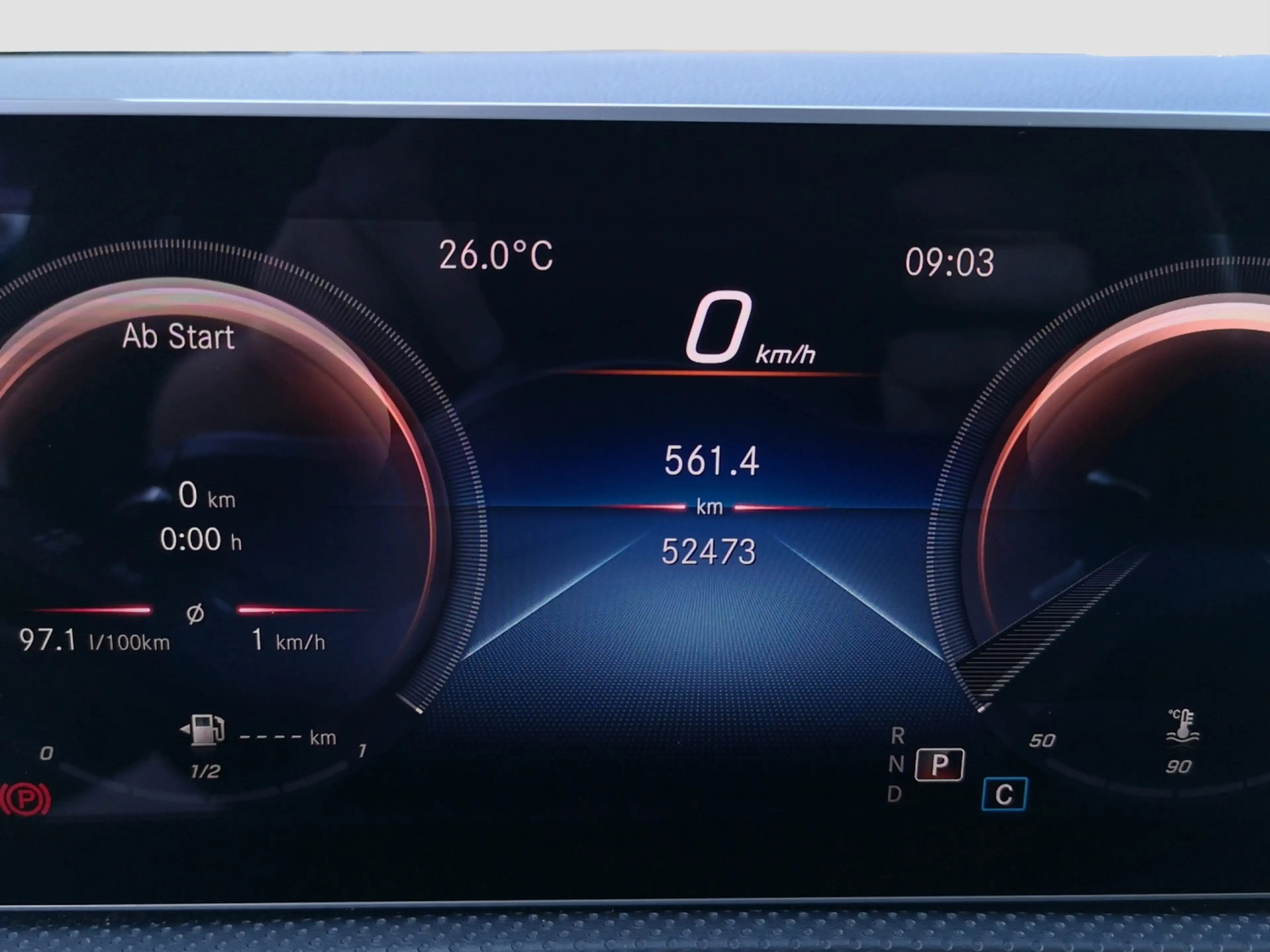 Mercedes-Benz A 250 4M AMG*Panorama*Burmester*Multibeam*Memory — photo 11