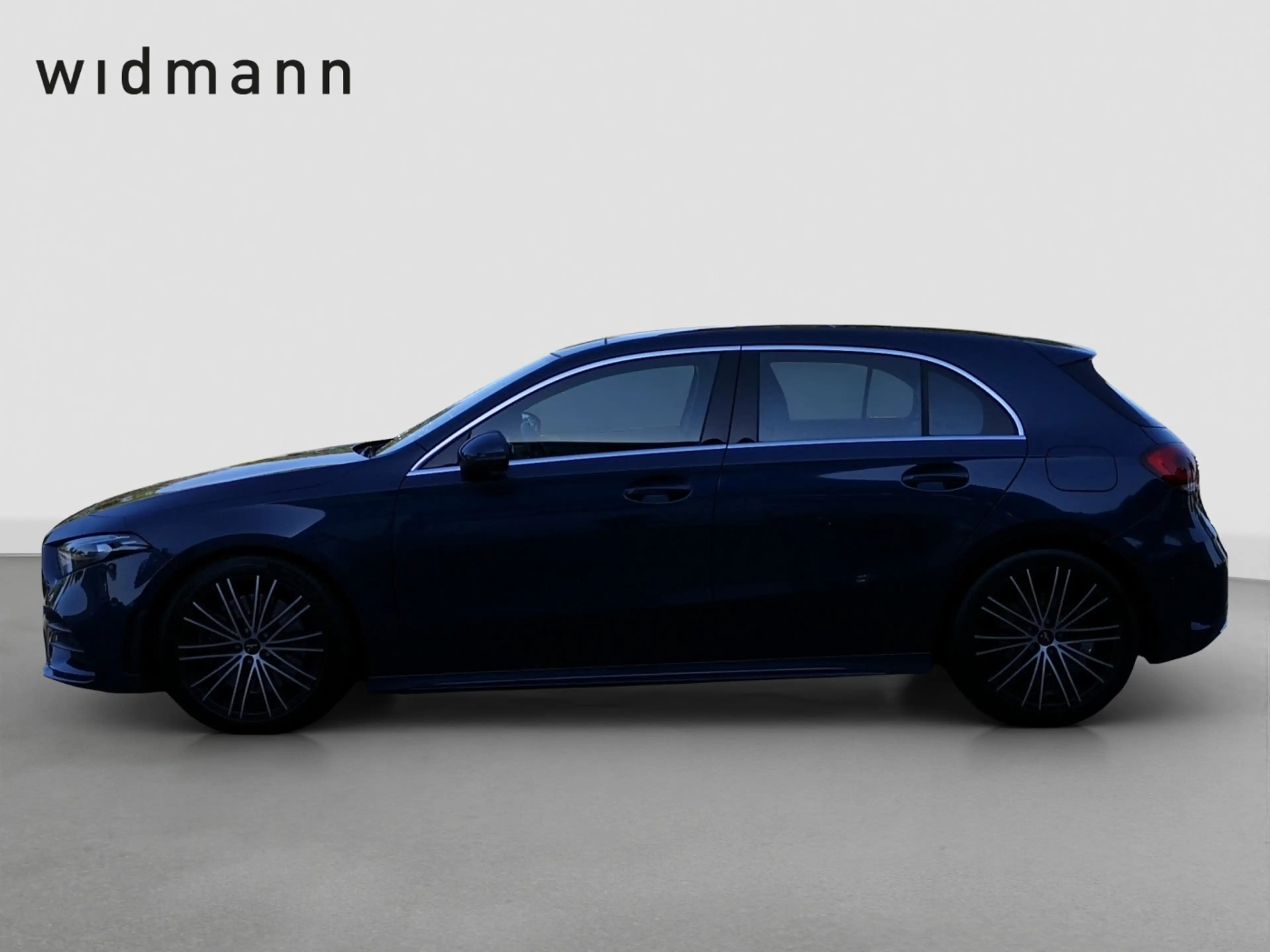 Mercedes-Benz A 250 4M AMG*Panorama*Burmester*Multibeam*Memory — photo 5