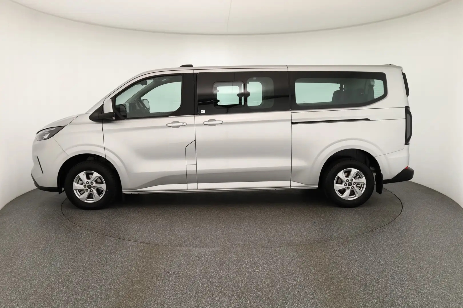 Ford Tourneo Custom 2.0 L2 LED ACC Navi Kamera AHK Argintiu - 2