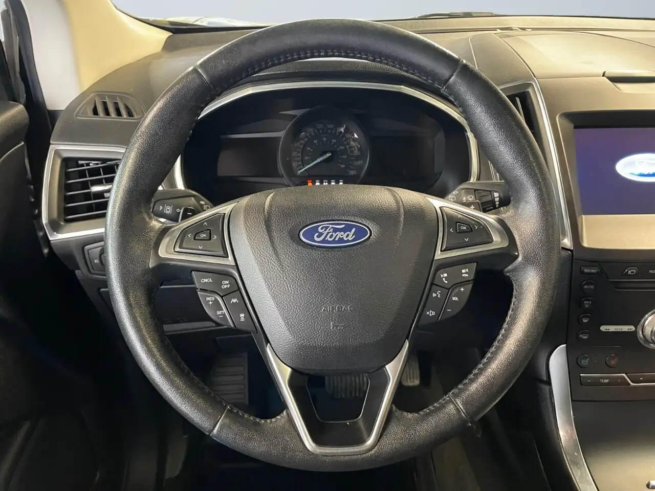 Ford Edge fotografie Ford Edge