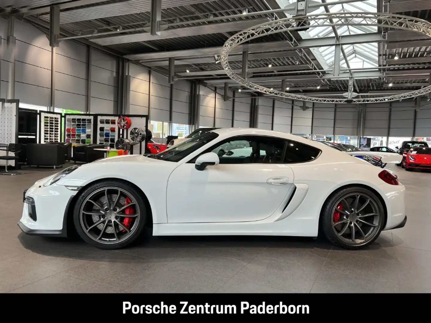 Porsche Cayman GT4 Erstbesitz Chrono PASM Sportabgas Weiß - 2