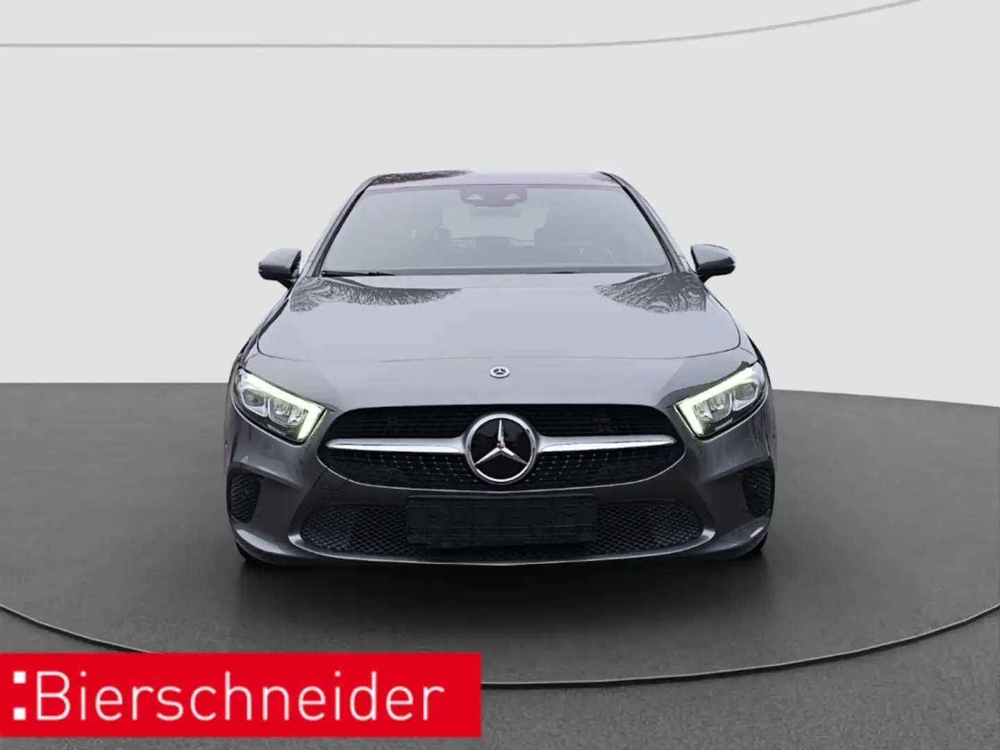 Mercedes-Benz A 200 d LED NAVI PARK-ASSIST Grau - 2