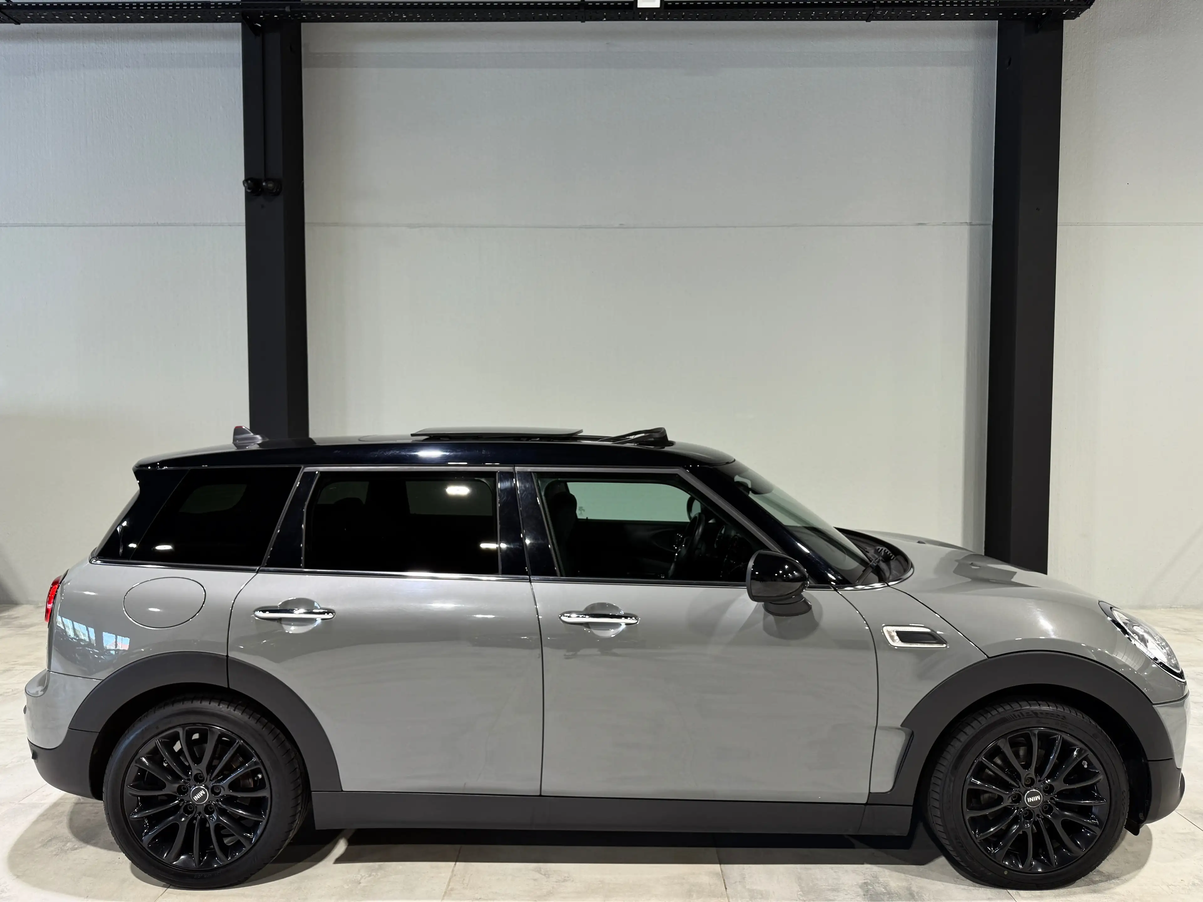 MINI Cooper Clubman 1.5i TURBO 136CV NARDO T.PANO NAVi XENON LED KEYLS — photo 7