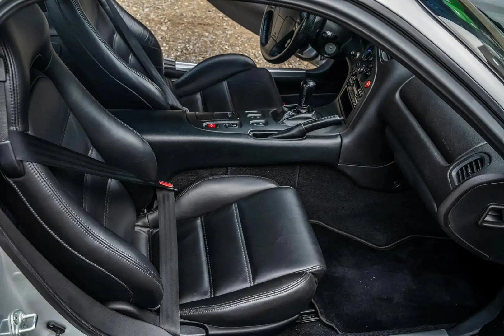 Mazda RX-7 1,3-Liter-2-Scheiben-Wankel-Motor mit 240 PS!! - 1