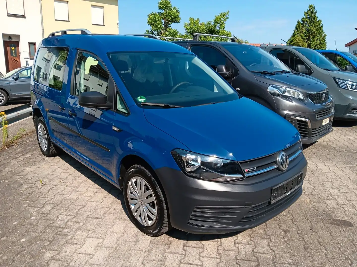 Volkswagen Caddy PKW Trendline BMT 4Motion 2 x Schiebetüren Blu/Azzurro - 1