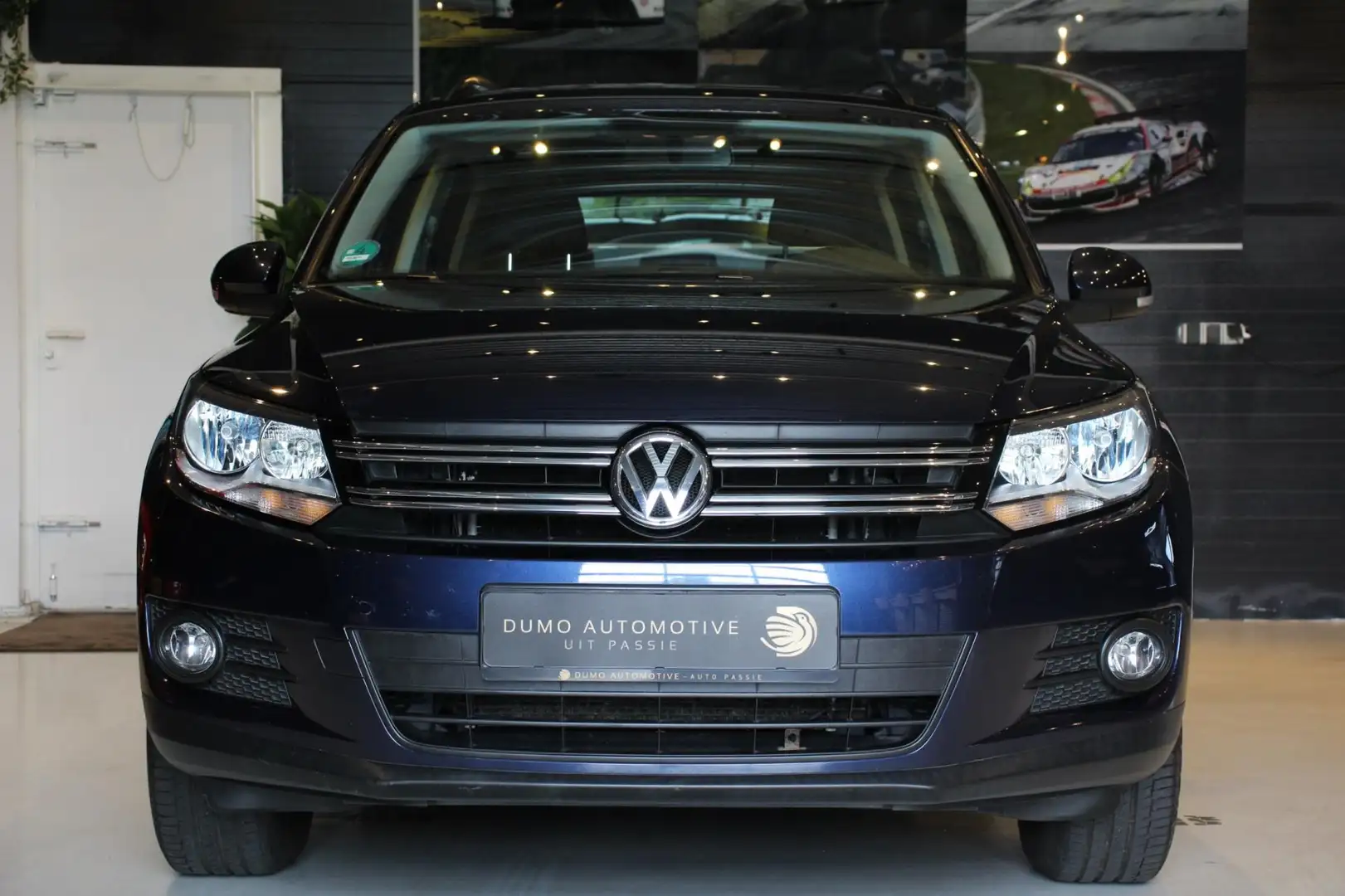 Volkswagen Tiguan 1.4 TSI Comfort&Design BlueMotion Tech - Trekhaak Blauw - 2