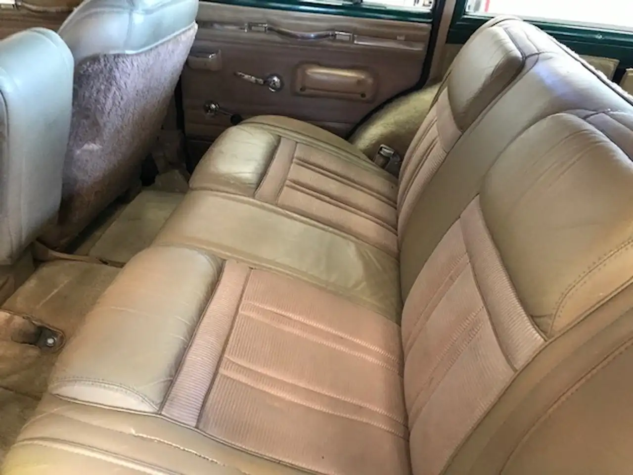 Jeep Wagoneer Limited, foto 12