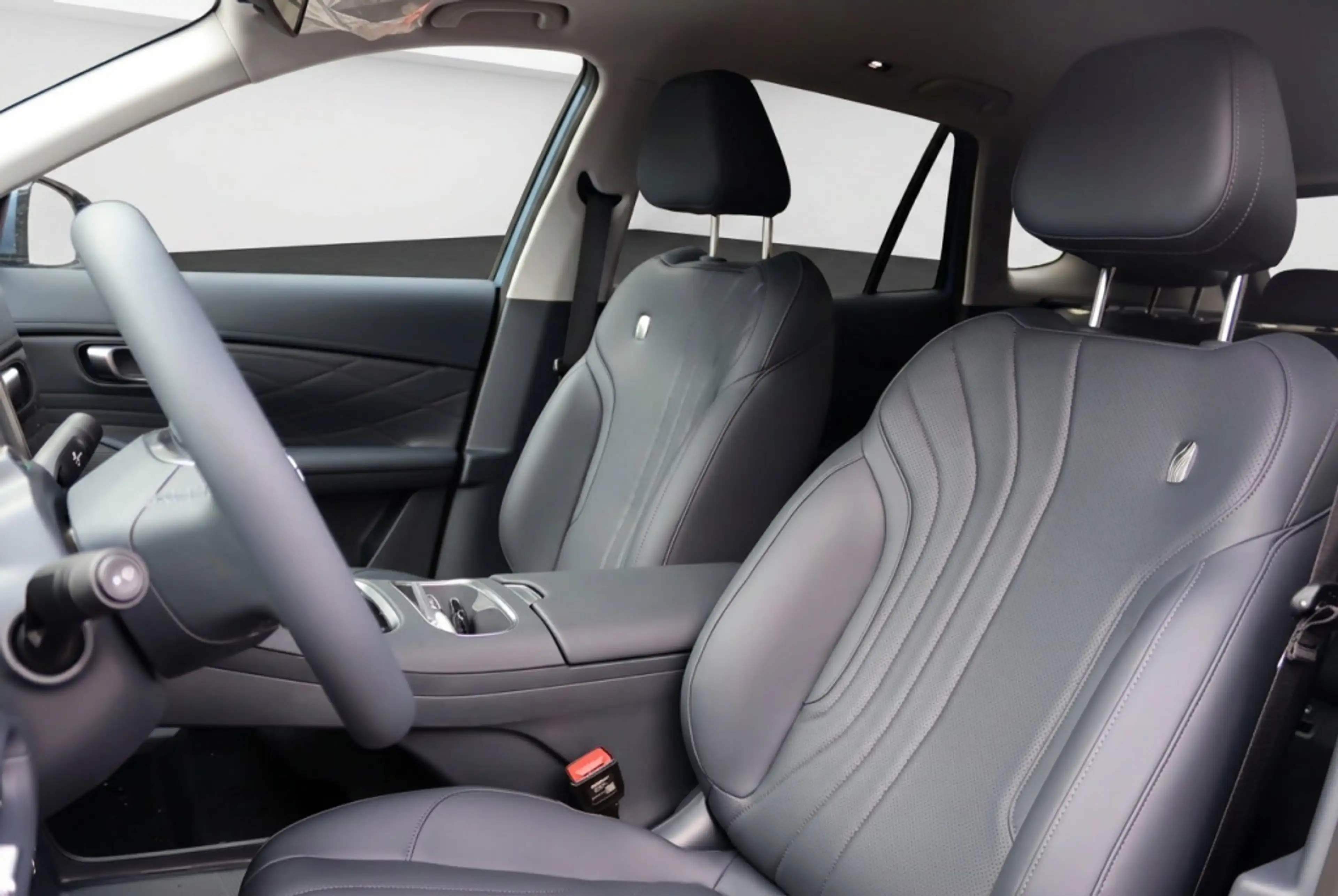 Geely Starray EM-i PRO PLUG-IN STARRAY EM-I PRO PLUG-IN — photo 8