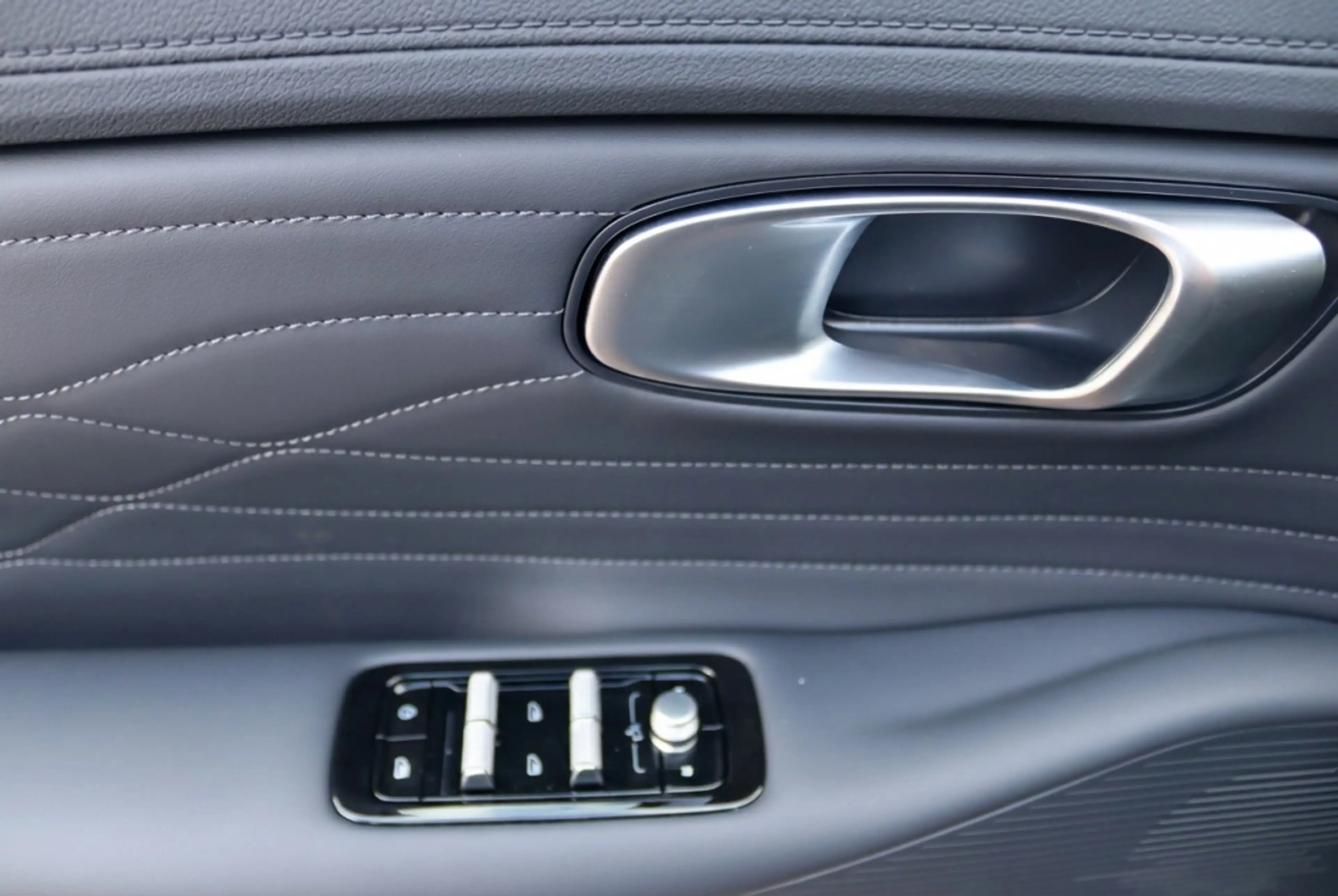 Geely Starray EM-i PRO PLUG-IN STARRAY EM-I PRO PLUG-IN — photo 12