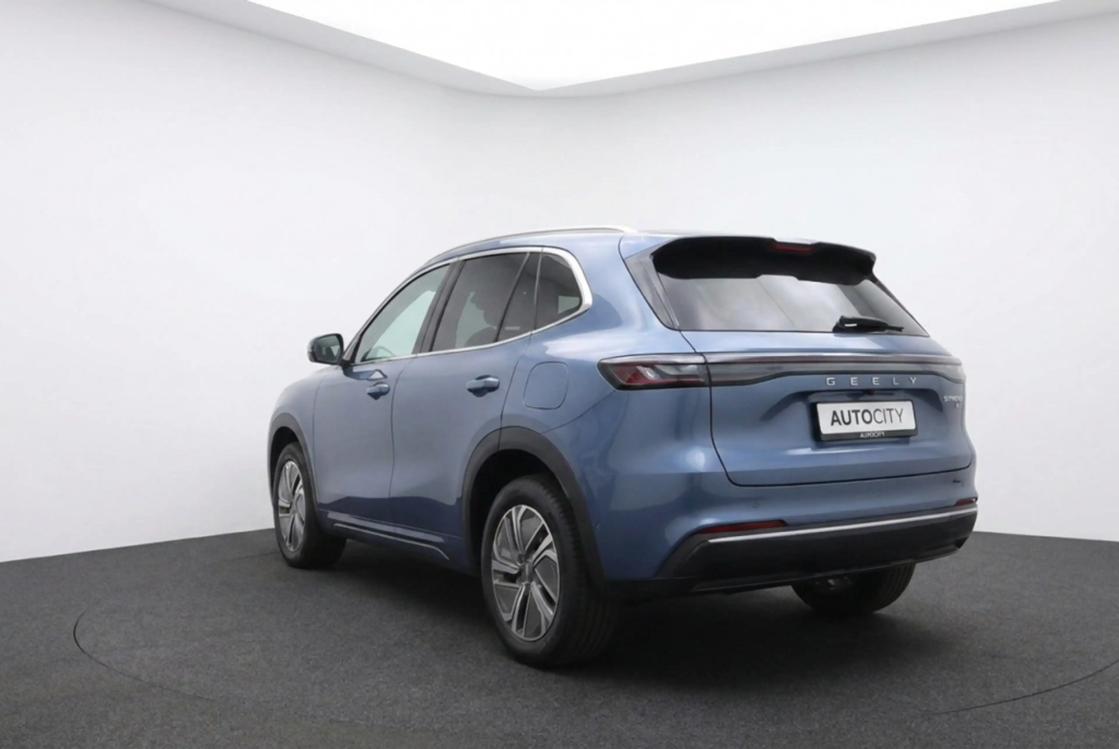 Geely Starray EM-i PRO PLUG-IN STARRAY EM-I PRO PLUG-IN — photo 3