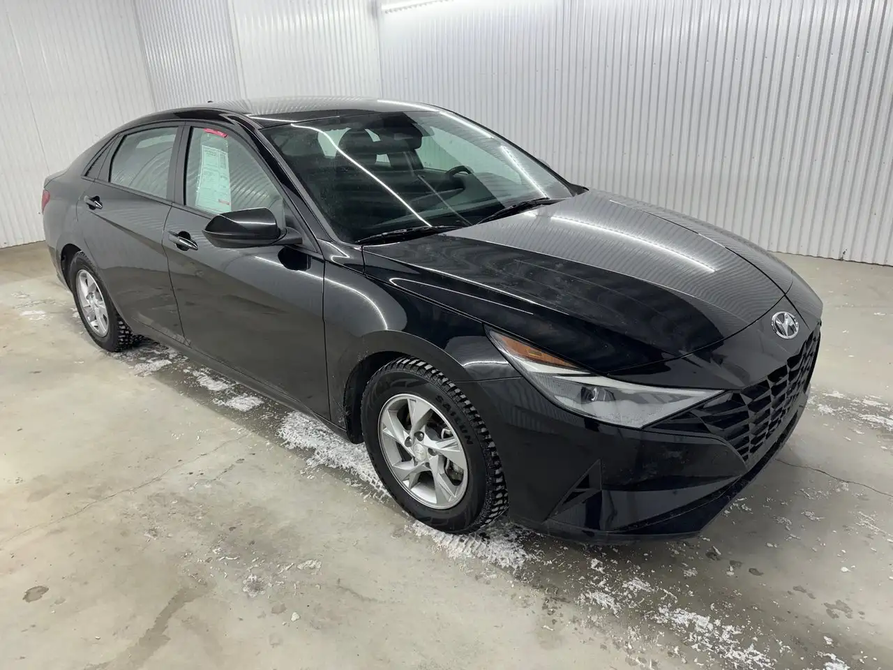 Hyundai ELANTRA снимка Hyundai ELANTRA
