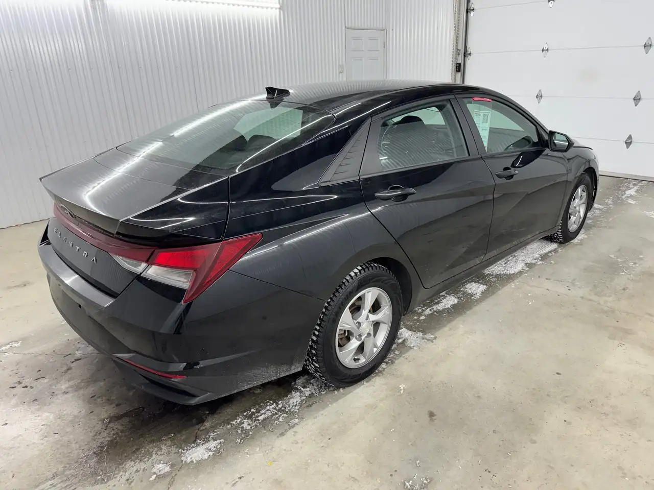 Hyundai ELANTRA снимка Hyundai ELANTRA