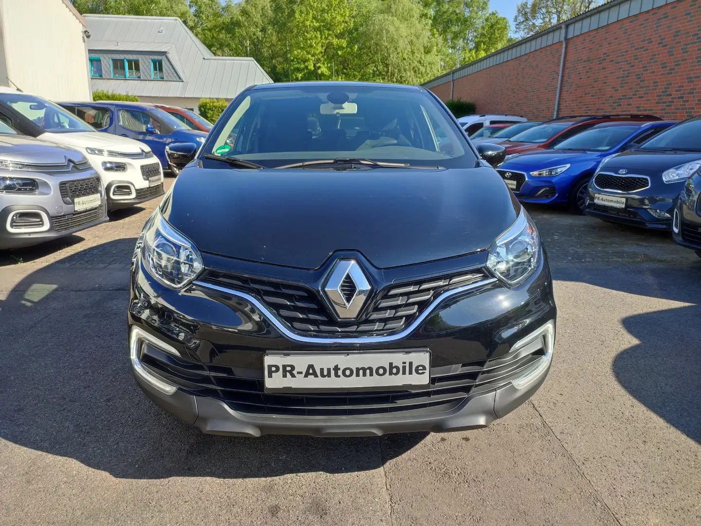 Renault Captur (ENERGY) TCe Klimaaut/PDC/Alu/Navi/Allwttereifen Schwarz - 2